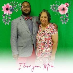 Meet your Posher, Bobbie